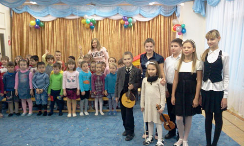 Концерты учащихся школы в детских садах №907 и №789 проводит преподаватель школы Тер-Саакян М.Г.